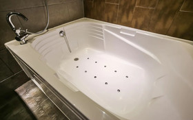 Pohang Yeongildae B and B Hotel