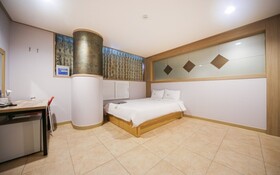 Pohang Yeongildae Hotel Lily