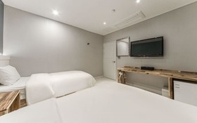 Vallas Hotel & Guest