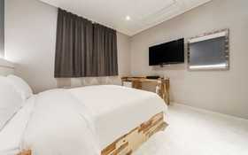 Vallas Hotel & Guest