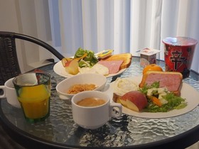 Vallas Hotel & Guest