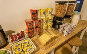 Vallas Hotel & Guest