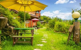 Pyeongchang Dolbaenamu Segeuru Pension