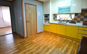 Seocheon Red Windmill Attiang Pension