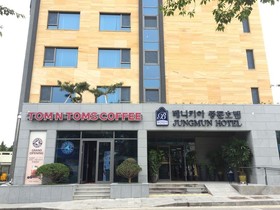Benikea Jungmun Hotel