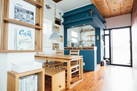 Hoclack Rooftop Moonlight