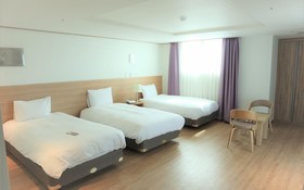 Hotel Rest Seogwipo