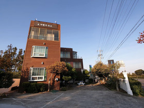 I'm Ok Guesthouse