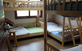 Jeju Beyond Guest House And Book Cafe
