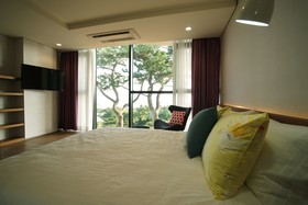 Jeju Bom