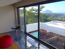 Jeju Bom