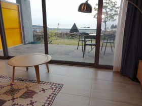 Jeju Bom