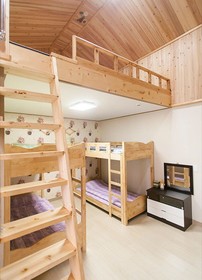 Jeju Gogung Pension-type Guest House