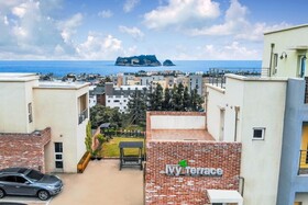 Jeju Ivy Terrace Pension
