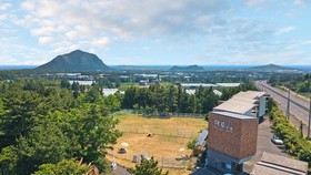 Jeju Maru Hotel & Cafe