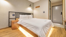 Jeju Maru Hotel & Cafe