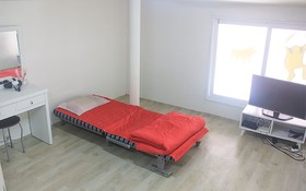Jeju Neuyoungnayoung Guesthouse