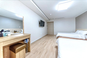 Jungmoon City Hotel