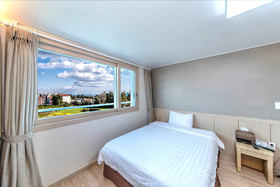 Jungmoon City Hotel