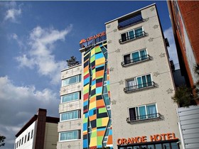 Orange Hotel