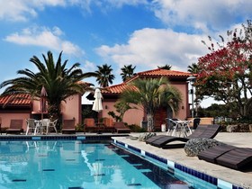 Palm Valley Resort