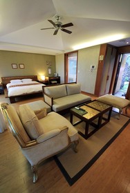 Seaes Hotel & Resort