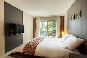 Seaes Hotel & Resort