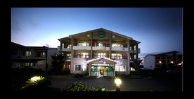 Jeju Kidsgajok Badatgahauseu