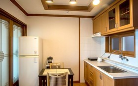 Seoguipo Ancrer Pension