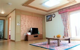 Seoguipo Lucky Clover Pension