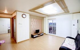 Seoguipo Lucky Clover Pension