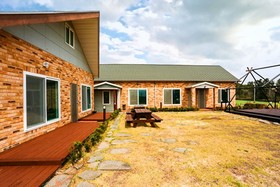 Seoguipo Umblanc Pension