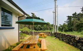 Seogwipo Atiae Pension