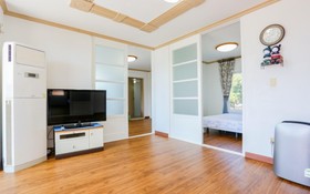 Seogwipo Bangulpungdengi Pension