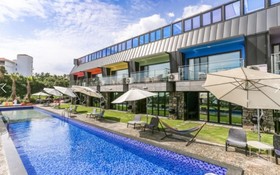 Seogwipo Black Land Lace Spa Pension