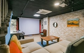 Seogwipo Black Land Lace Spa Pension