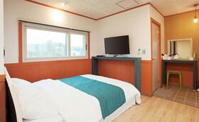 Seogwipo Bogeumji Pension