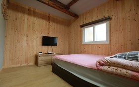 Seogwipo Chogain Inn Guest House