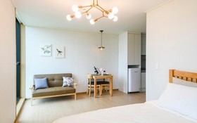 Seogwipo Hawonga Pension