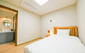 Seogwipo Hawonga Pension