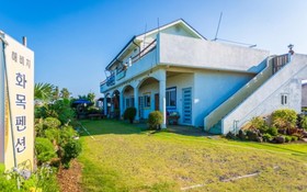 Seogwipo Hwamok Pension