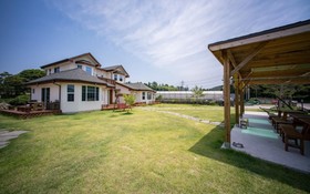 Seogwipo Jeju Mido Pension