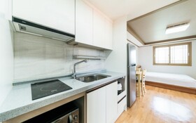 Seogwipo Jungmun Bolia Pension