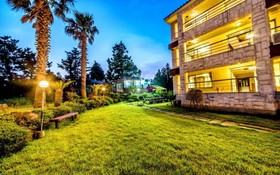 Seogwipo Jungmun Happy Sketch Pension