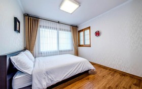 Seogwipo Jungmun Happy Sketch Pension