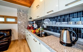 Seogwipo Jungmun Happy Sketch Pension