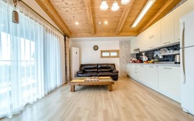 Seogwipo Jungmun Happy Sketch Pension