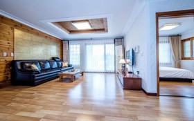 Seogwipo Jungmun Happy Sketch Pension