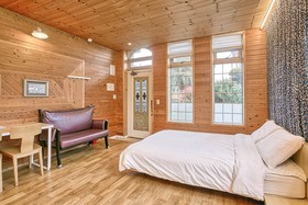 Seogwipo Neulbada Pet Pension