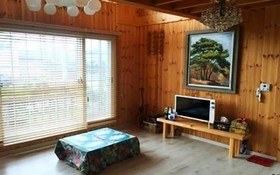 Seogwipo Pyeonbaekyunang Pension